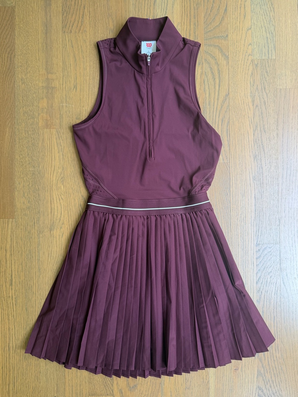 Wilson Winning Tennis Dress Port Royale Burgundy size Small Pleated Unlined - Picture 2 of 14